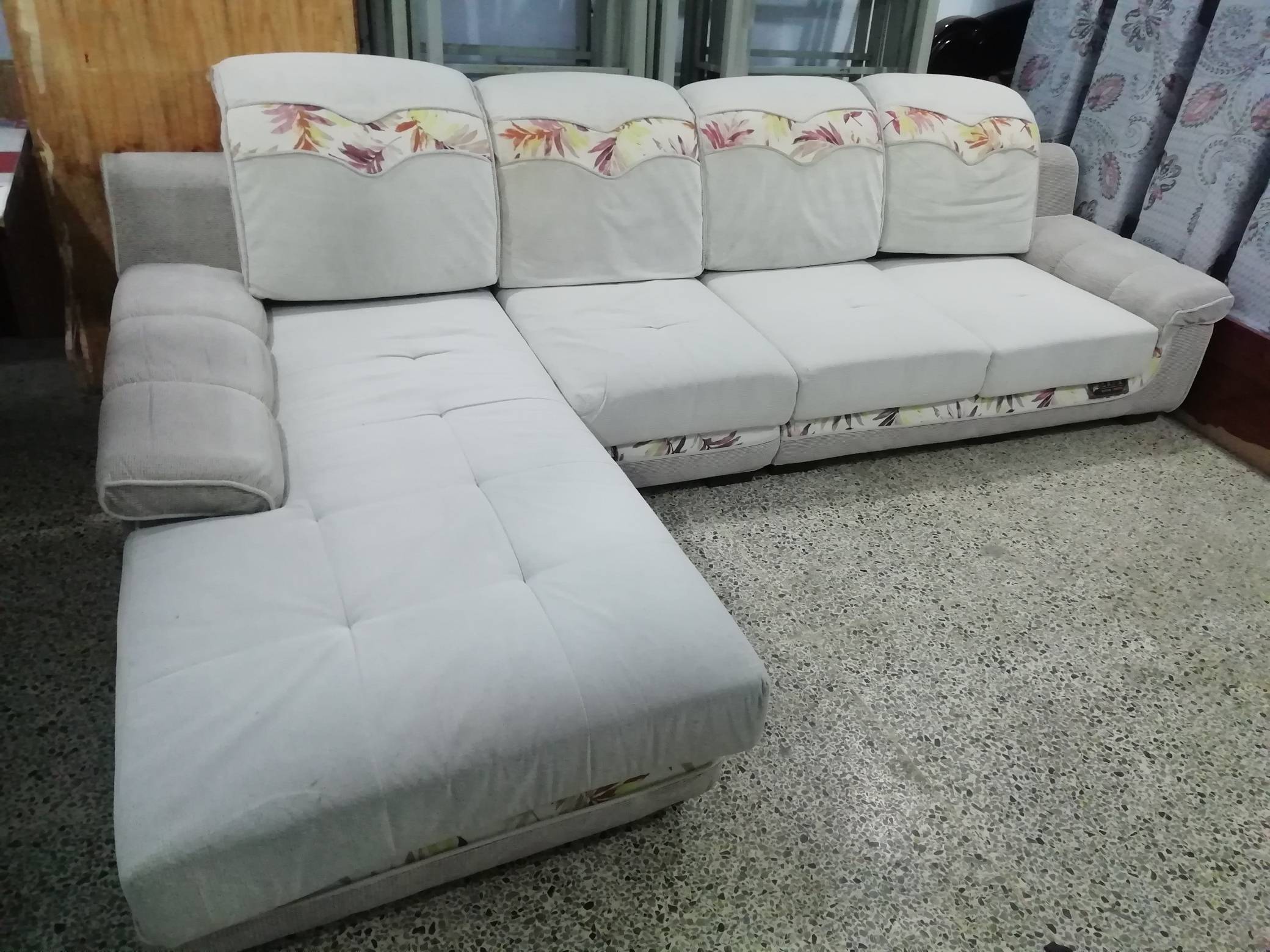 处理一套沙发长33米价格1000元